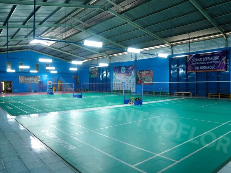 karpet lapangan badminton hijau