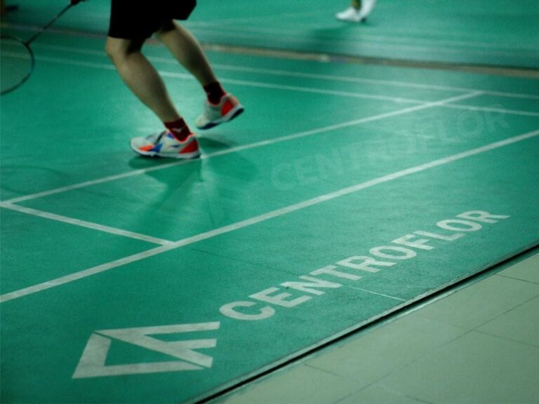 karpet lapangan badminton hijau