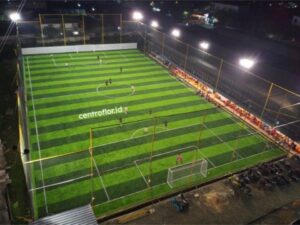 Lapangan Mini Soccer dengan Rumput Sintetis